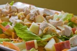 Salad epal dan ayam untuk diabetes